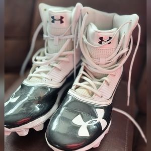 Under Armour Football cleats